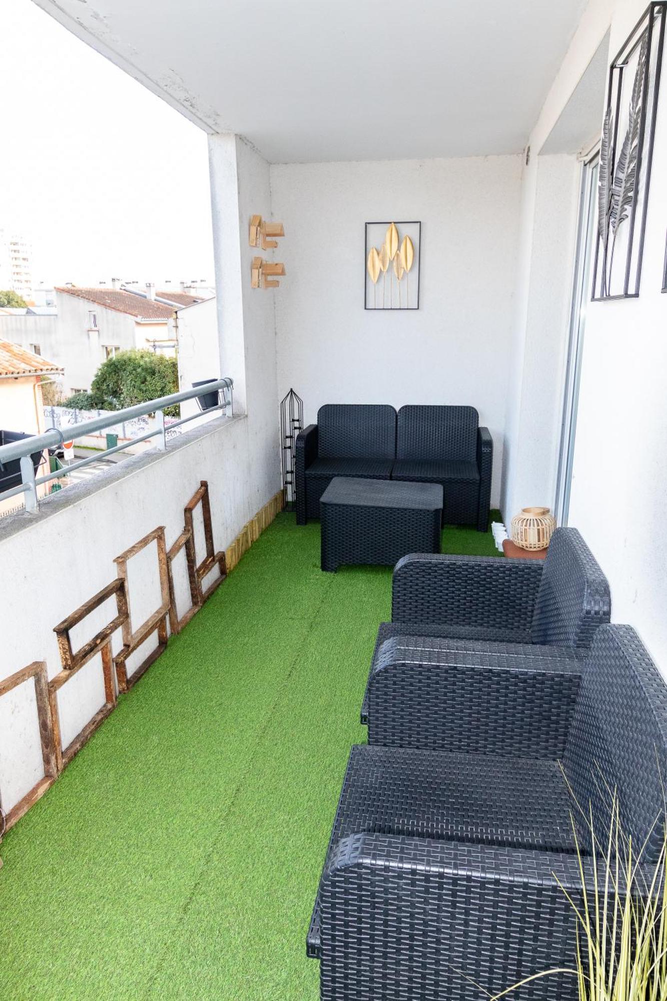 Chouette , Un Logement T3 Cozy Tout Proche Du Metro Et Parking Prive A Disposition Toulouse Exterior foto